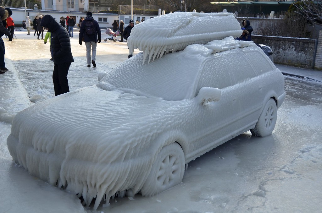 découvrez comment débloquer une serrure gelée avec des astuces pratiques et des solutions rapides. ne laissez pas le froid vous freiner, apprenez à gérer les serrures congelées efficacement.